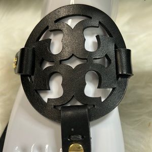 NEW, TORY BURCH MILLER BLK LEATHER Sz 9